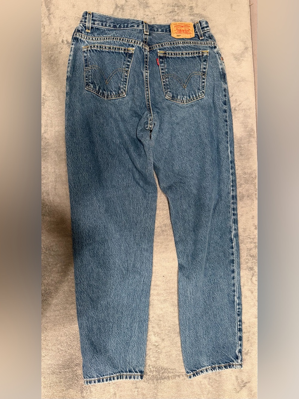 Levi’s 550 Classic Relaxed Fit Tapered Leg Jeans Medium Wash 12 M Long